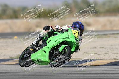 media/Nov-16-2025-Race Pace (Sun) [[8c5fa54630]]/Verified Riders/7-Turn 4 (1155am)/